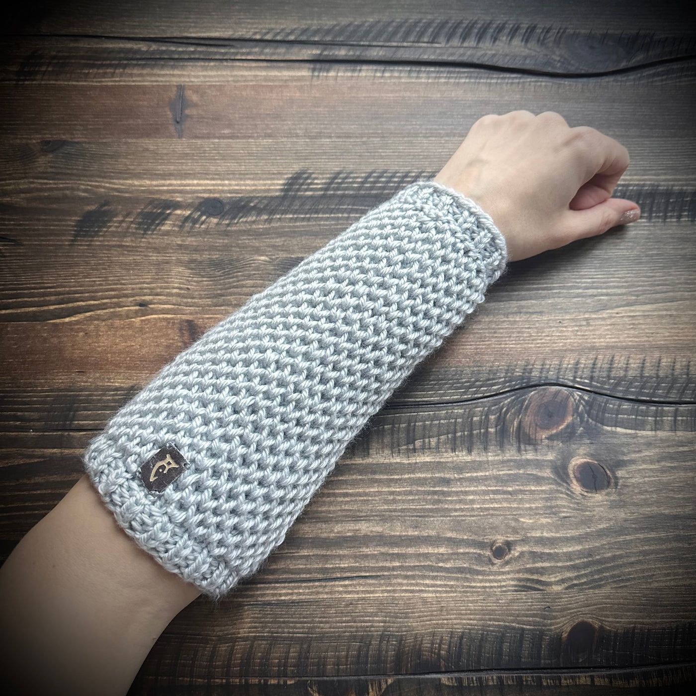 IMPERIAL Mithril Grey "Celembrimor" Arm Warmers