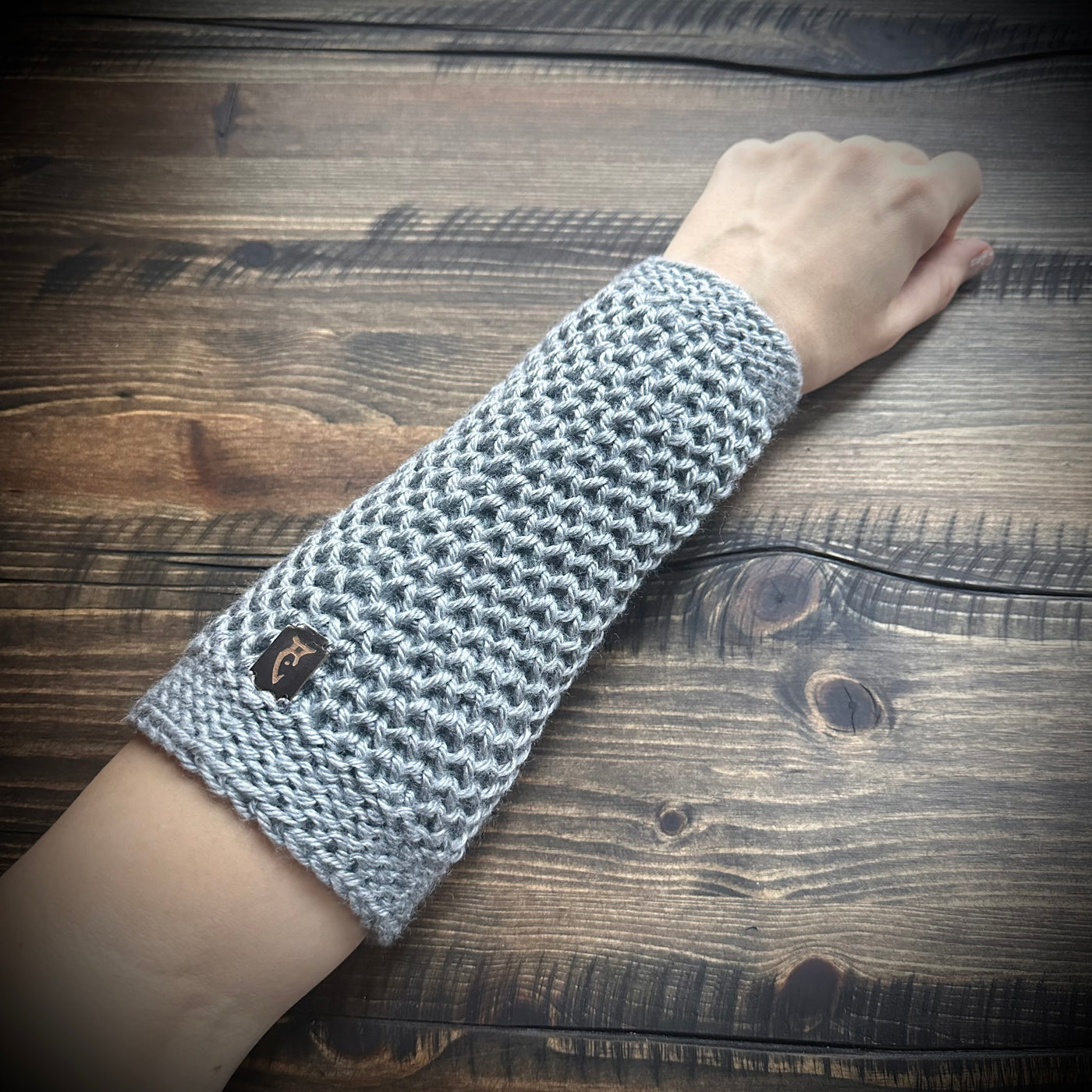 IMPERIAL Silver Gray "Stoneturner" Arm Warmers