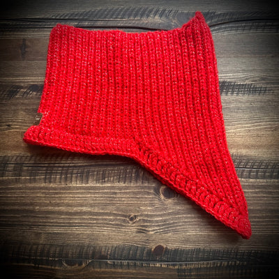handmade knitted sparkling red cowl