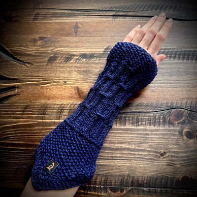 Handmade knitted midnight blue arm warmers