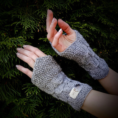 Handmade knitted catnap grey wrist warmers
